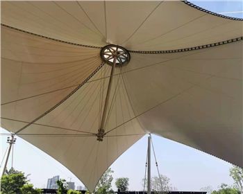 成都達(dá)根斯國際馬術(shù)中心訓(xùn)練場(chǎng)膜結(jié)構(gòu)